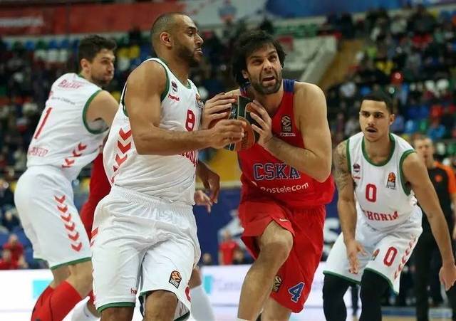 阿根廷记者：目前埃斯特旺比亚马尔出色，前者的终结能力更强（阿媒记者：埃斯特旺目前更出彩，终结能力胜过比亚马尔）