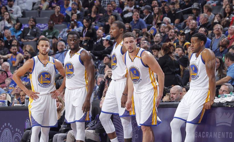 混团世界杯！韩国0-8惨败，王楚钦暴抽穿越，曼昱零封，莎莎轮休（混合团体世界杯： 韩国0-8遭横扫, 王楚钦暴力穿越抽杀, 曼昱零封, 莎莎轮休）