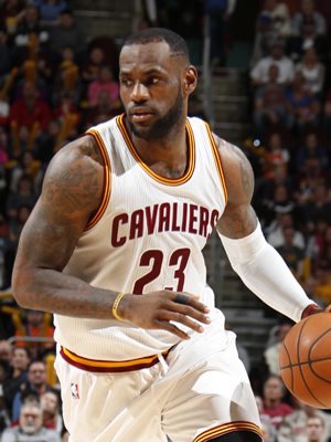 传闻：曼联、罗马和斯图加特也在关注18岁昂热前锋谢里夫（据悉，曼联、罗马与斯图加特正考察昂热18岁前锋谢里夫）