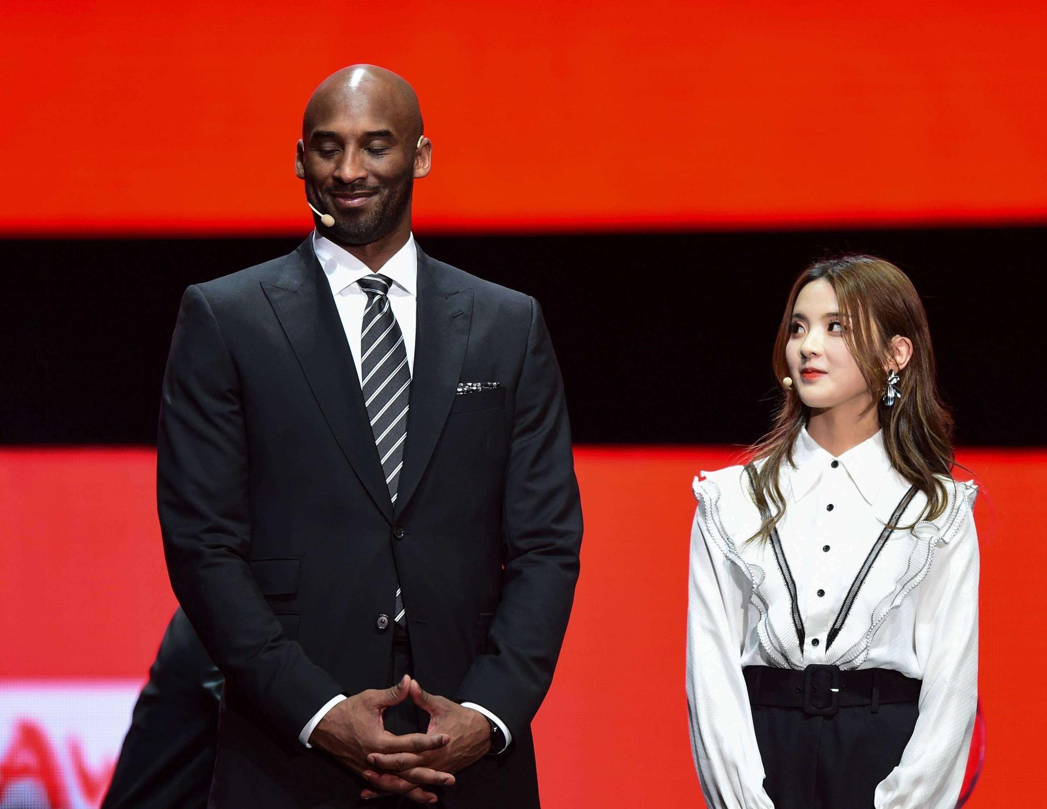 荷媒：阿贾克斯将日本国脚富安健洋列入潜在引援名单（荷媒：阿贾克斯将日本国脚富安健洋视为潜在引援目标）