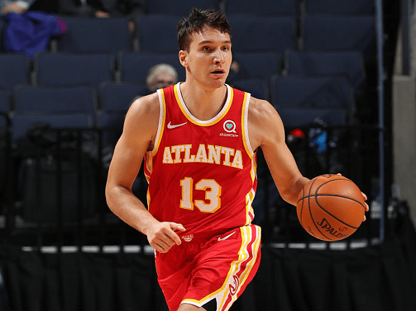 卡拉格：维尔茨本场数据相当亮眼，他的踢法、位置像德布劳内（卡拉格：维尔茨此役数据抢眼，风格与站位酷似德布劳内）