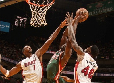 位低调但不 位低调但不